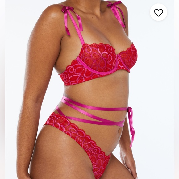 Ribbon Lace Bra - Picture 4 of 9